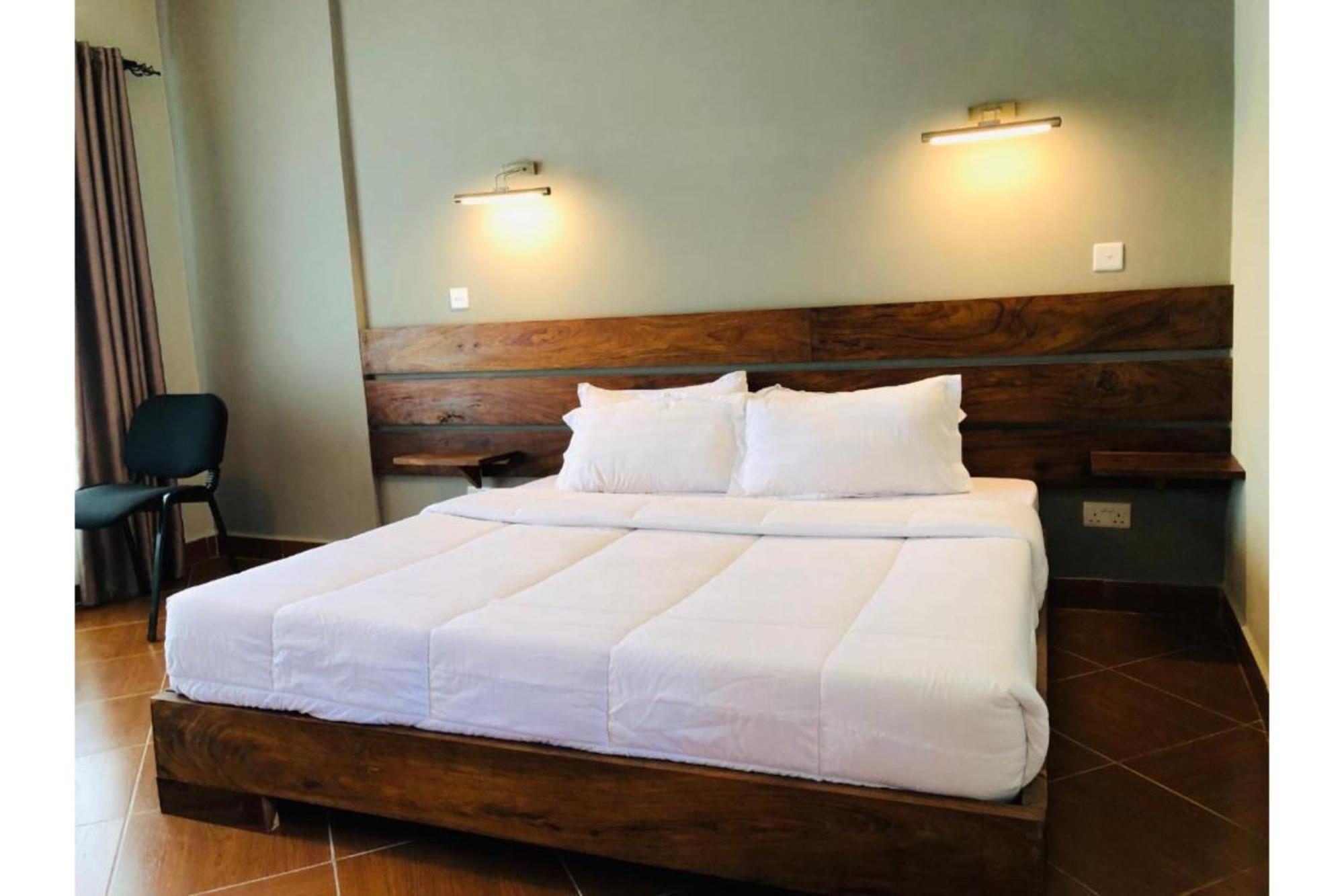 Meley Impala Hotel Munyonyo Eksteriør bilde